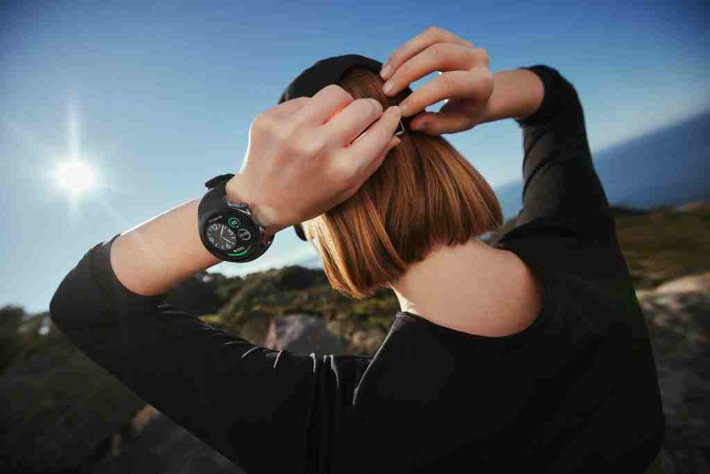 OnePlus의 Watch 2가 칩 두 개와 Wear OS 조정 덕분에 100시간의 배터리 수명 획득